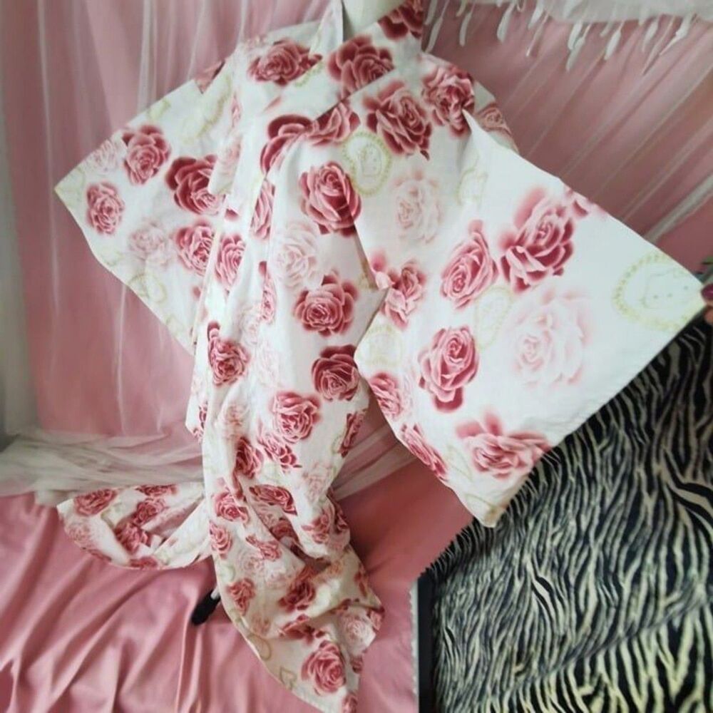 Hello Kitty 2007 Pink Red Rose Kimono Yukata + Geta Shoes Bundle Rare Japan Y2K